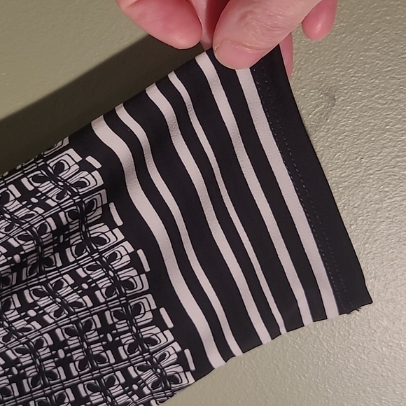 Max Studio Size S Slightly Above the Knee Dress - Picture 4 of 7